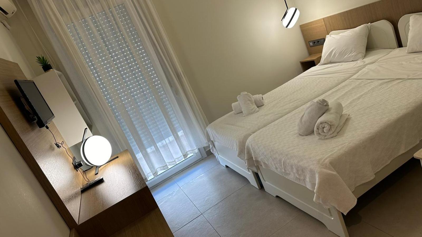 Anemos Hotel Agia Triada  Exterior photo