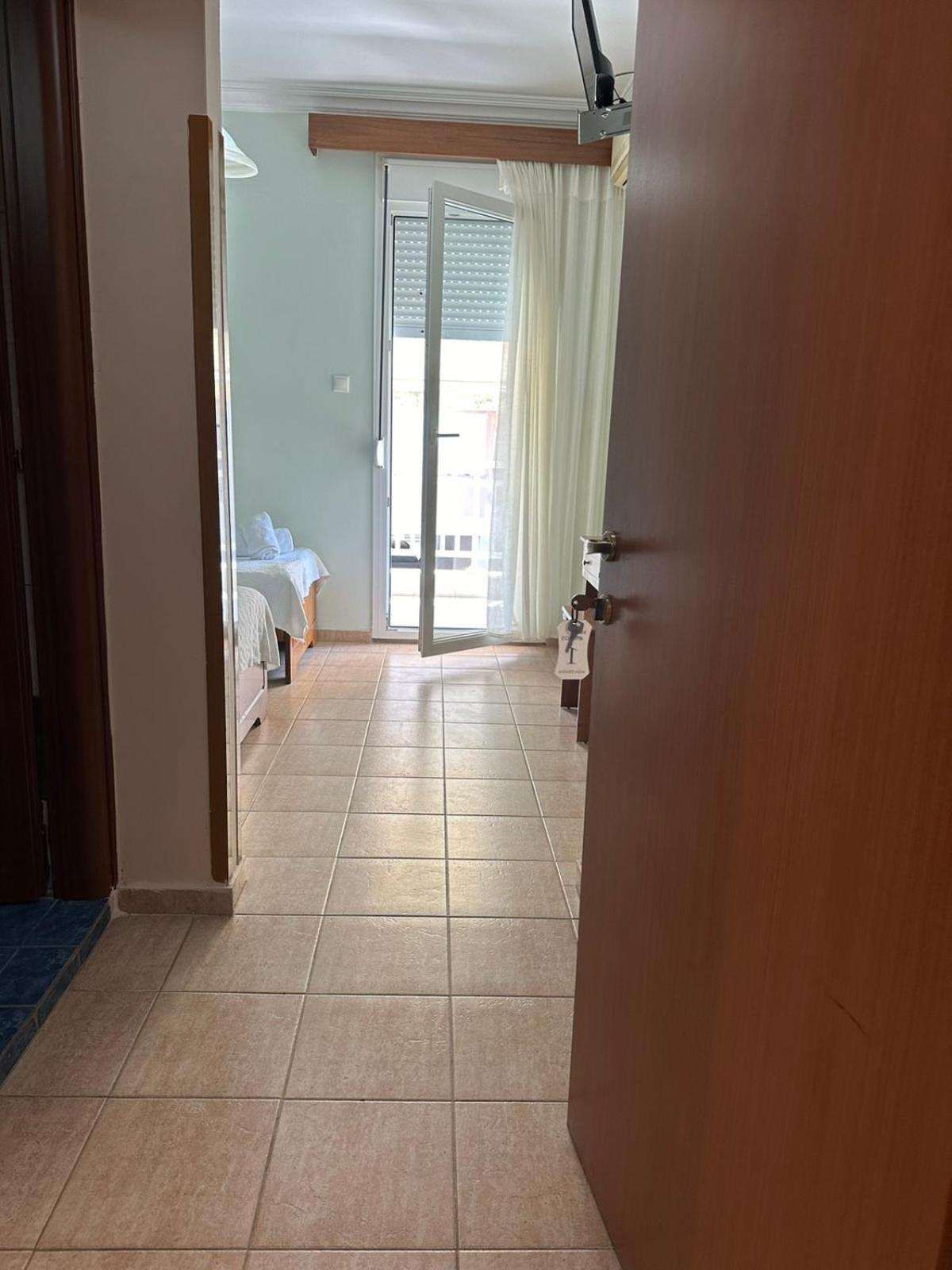 Anemos Hotel Agia Triada  Exterior photo
